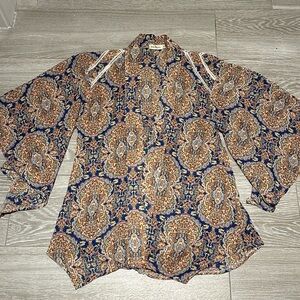 Mika & Gala Kamino Top